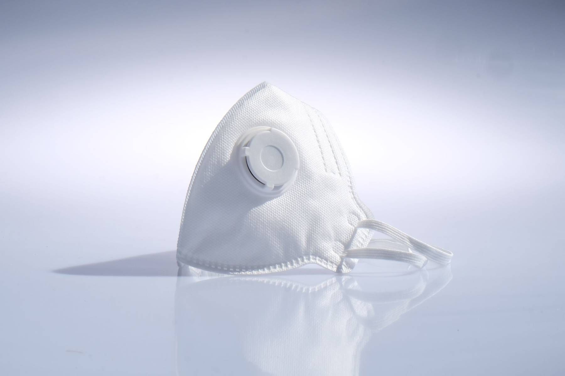 Atemschutzmaske FFP3 Maske CE 0598 mit Ventil und Ohrenschleife
